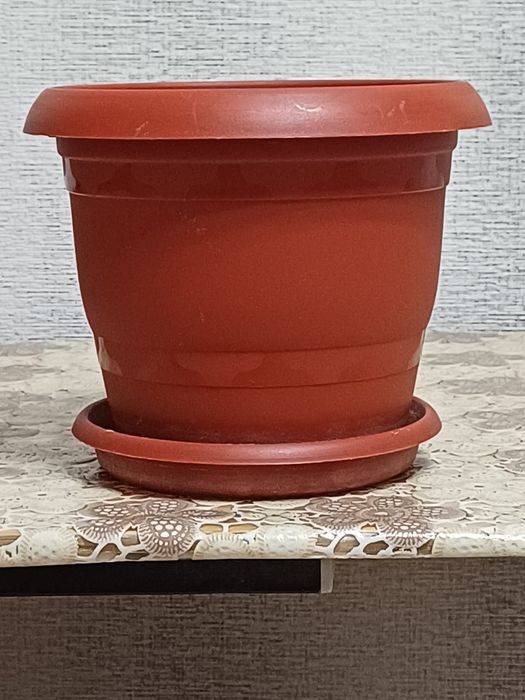 Горшки для цветов
