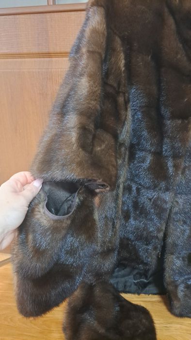 Продам норковую шубу