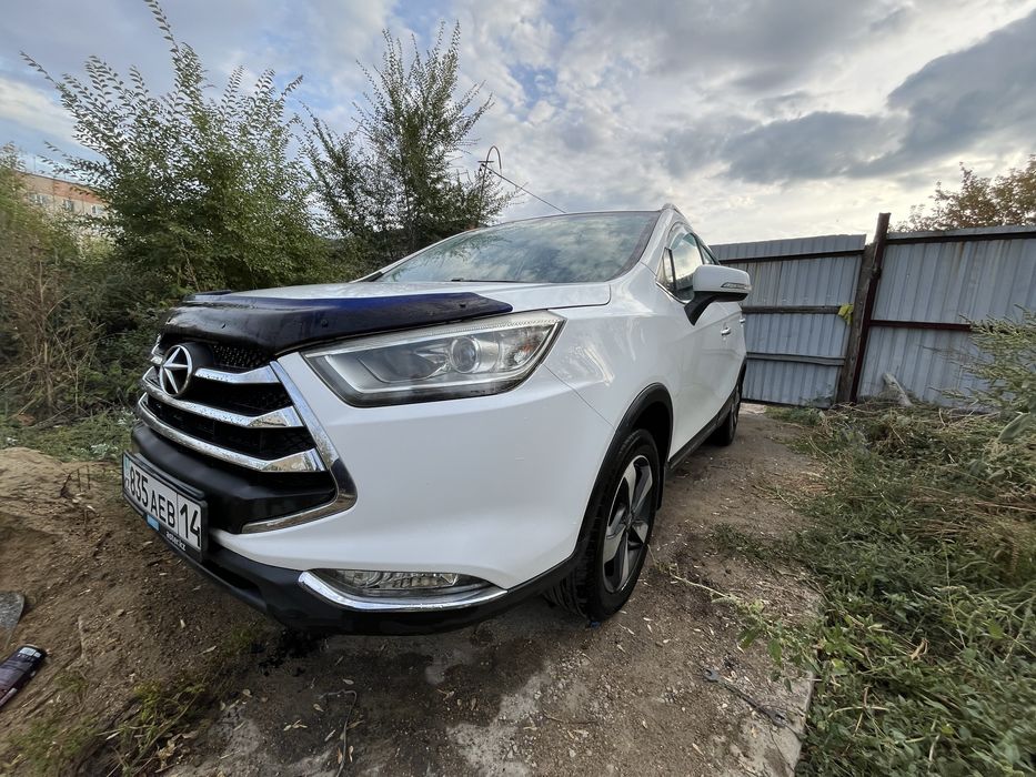Продам машину JAC S3