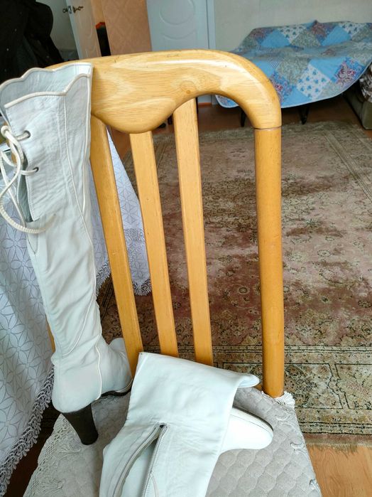 Продам кожаные ботфорты