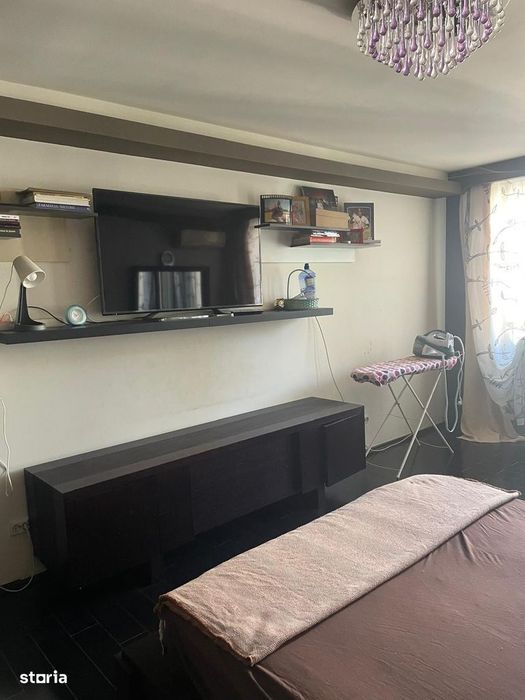 Locuință elegantă cu curte amenajată –  în spatele Pieței Delfinul