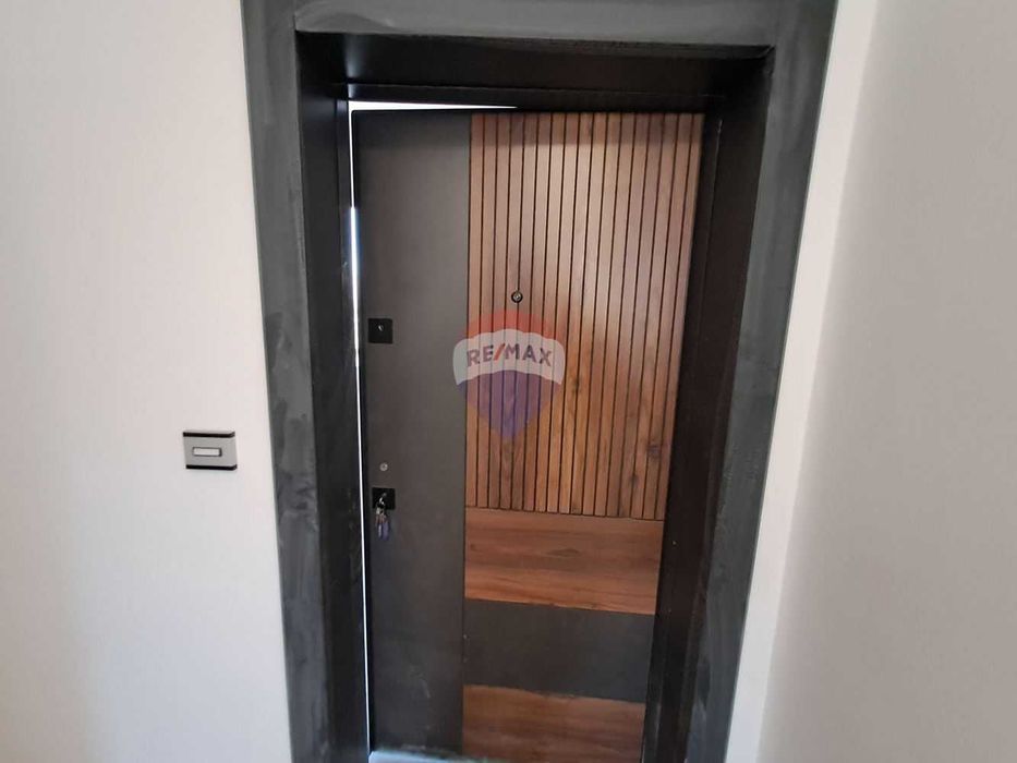 Продава се Двустаен апартамент в Варна, Виница - 52 кв.м за 736 €/кв.м - Снимка #16
