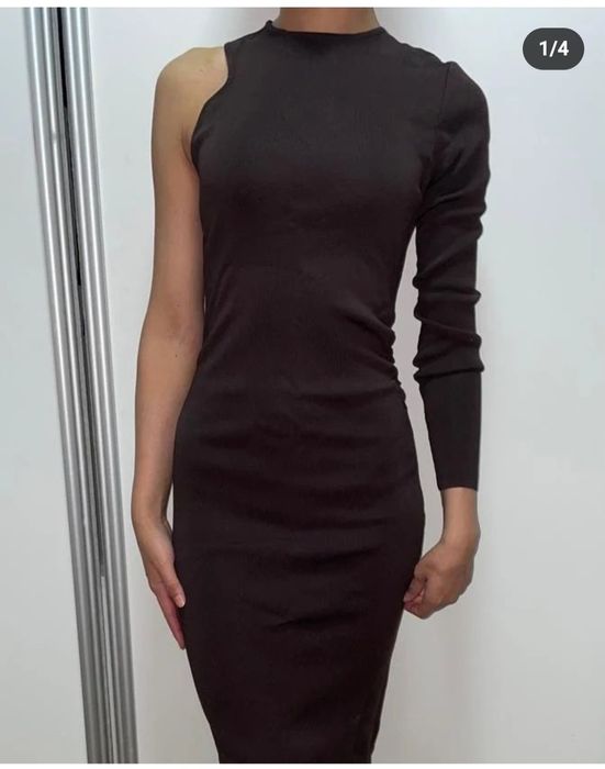 Платье от Zara новый