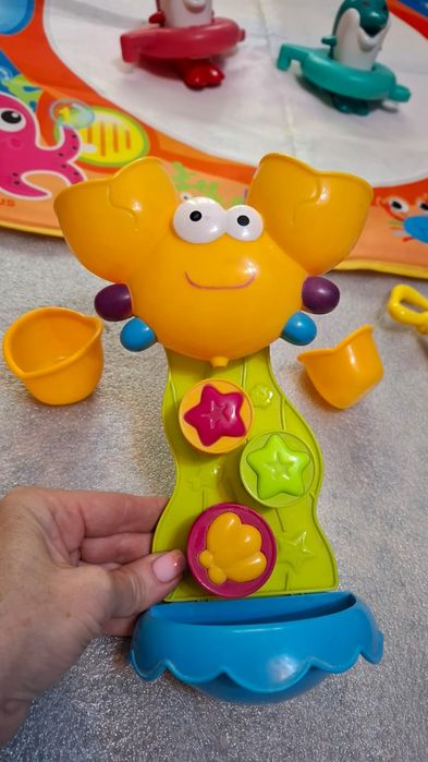 Акваковрик для рисования, игрушки для купания и игра "рыбалка"