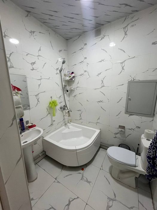 Сергиле, Янги дархон без маклер, без хозяйка