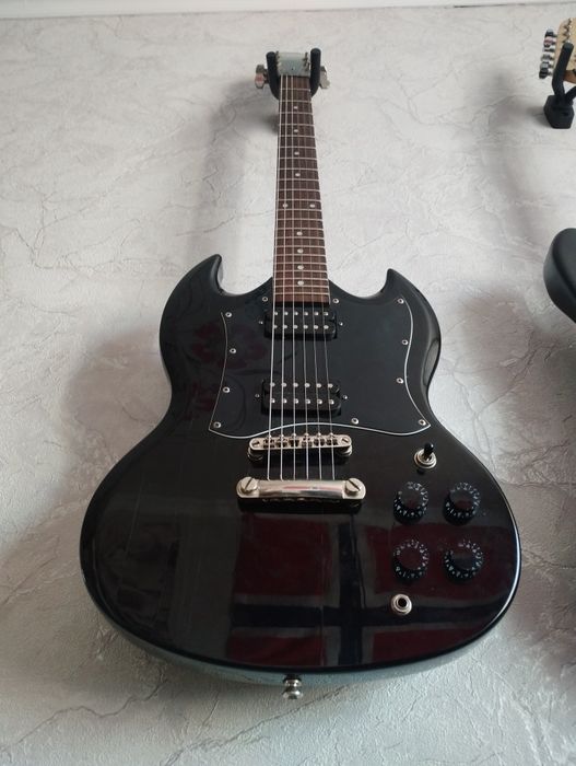 Продаю электрогитару sg epiphone