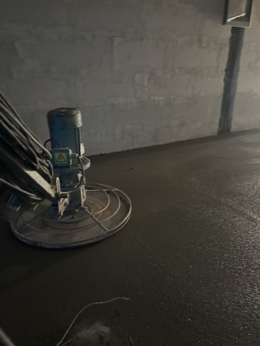 Стяжка пола качественно!