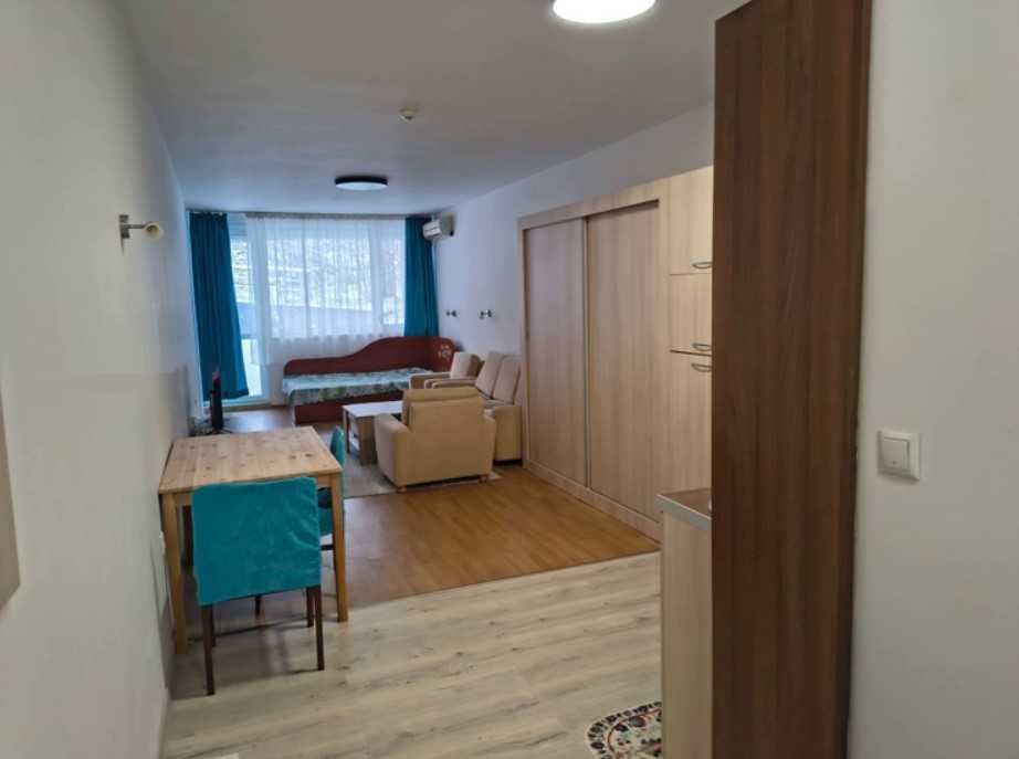 Дава се под наем Едностаен апартамент в София, Студентски град - 40 кв.м за 457.47 € - Снимка #1