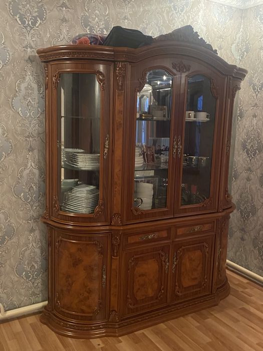 Сервант для гостиной