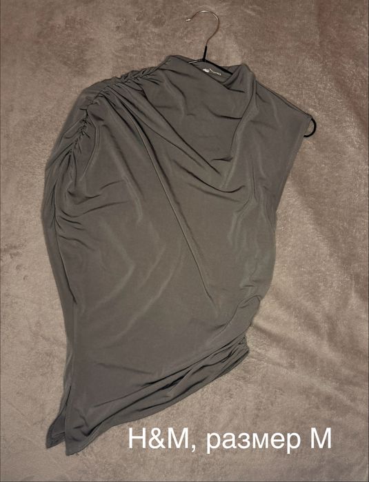 Топ с един ръкав и ниска поло яка H&M 7€