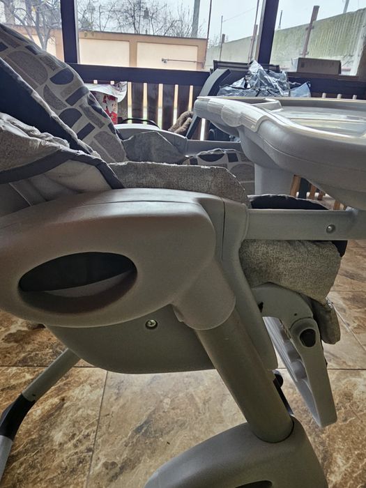 Scaun masa copil joie