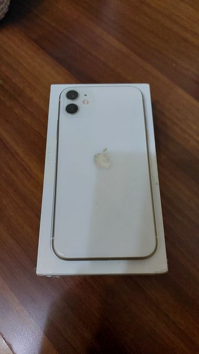 Продам 11 Айфон 128гб