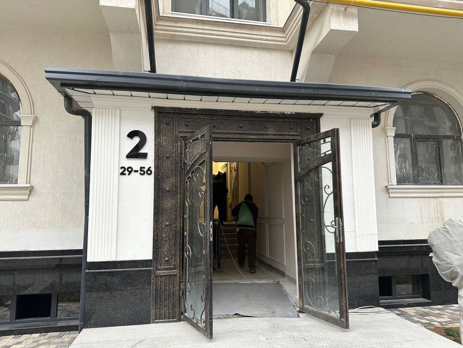 СРОЧНАЯ ЦЕНА!!!  Lafayette Коробка 114м2 Кушбеги,Шота Руставели