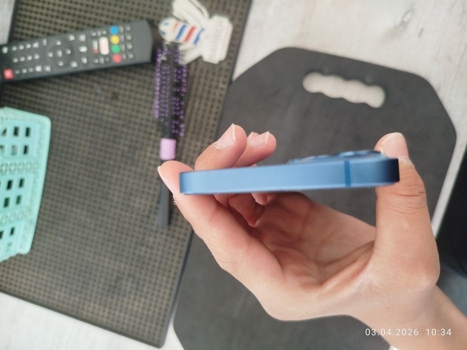 Айфон 13 сатылады