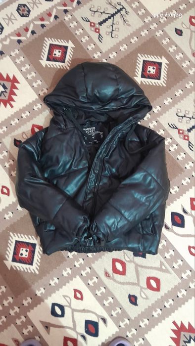 Срочно продам Обмен пуховик куртка