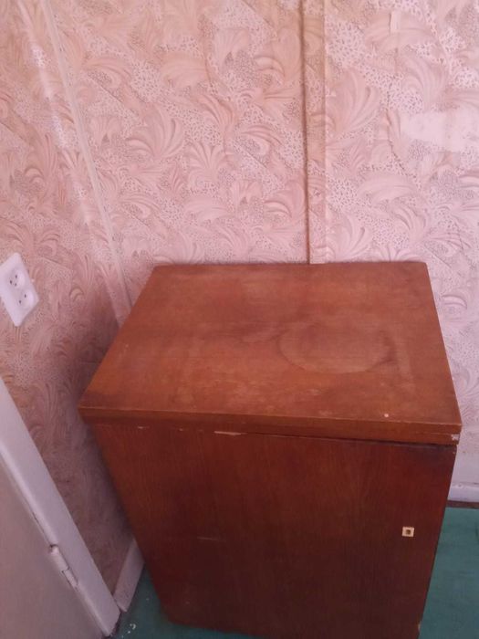 Продам швейную машинку