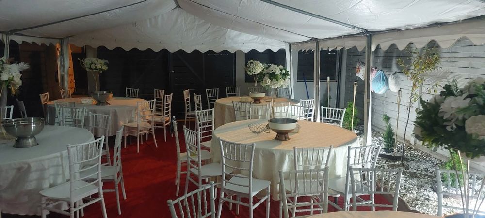 Corturi pentru petreceri