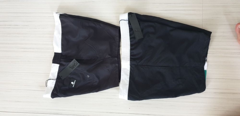 Karl Lagerfeld Swimwear  M и L 2Броя НОВО! ОРИГИНАЛНИ! Мъжки Бански!