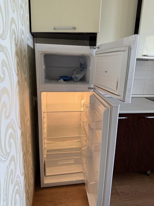 Холодильник в хорошем состоянии