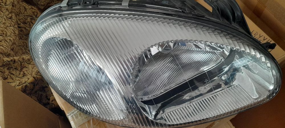 Атомобильная блок-фара.