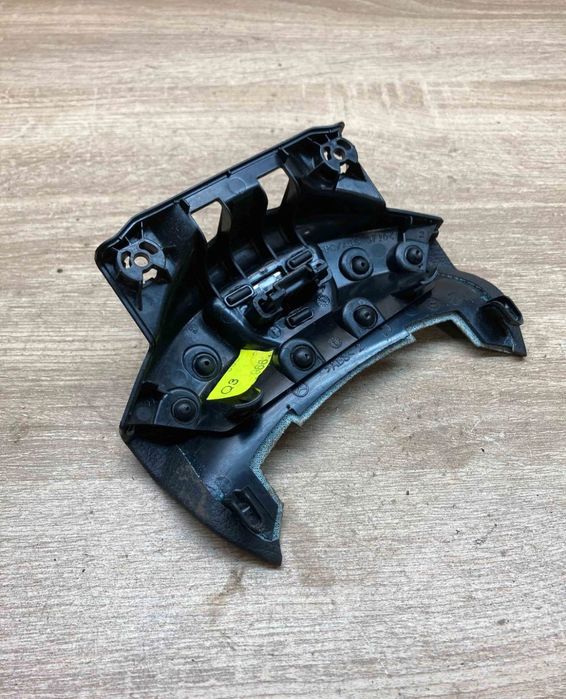 Бутон подлакътник Мерцедес w213