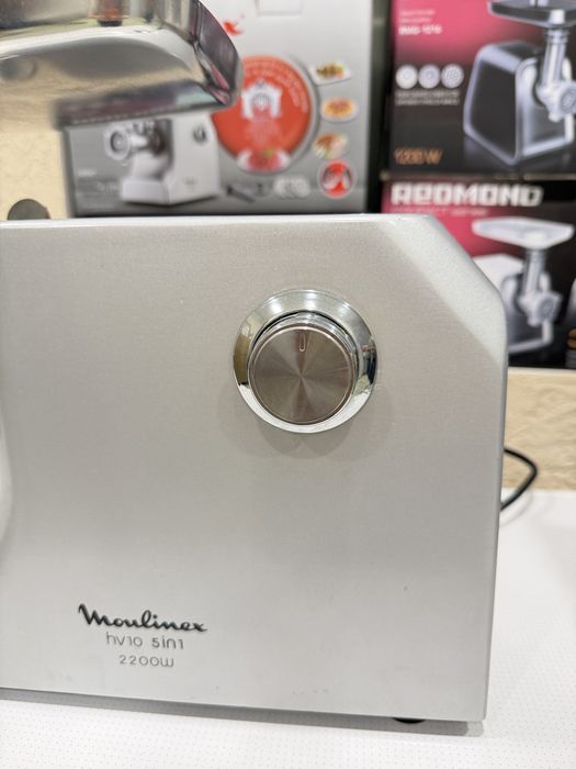 Продается мясорубка moulinex me-856