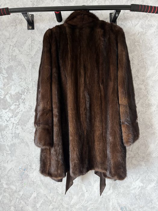 Продам норковую шубу