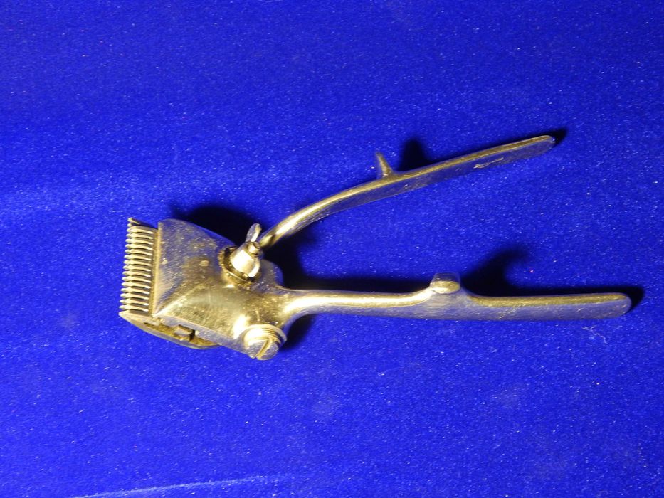 Ручная машинка для стрижки