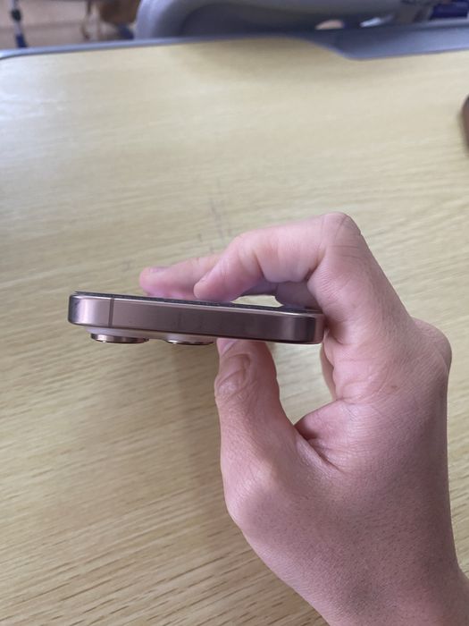 Прадаю 16 про 256гб