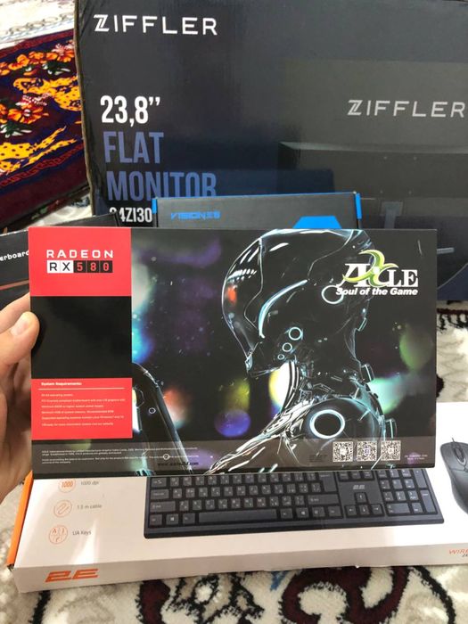 Kampyuter PC sotiladi