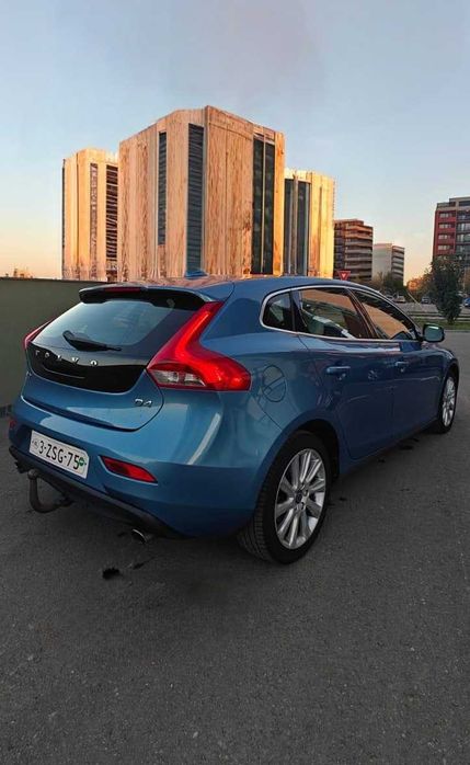 VOLVO V40 2015 — imagine 5