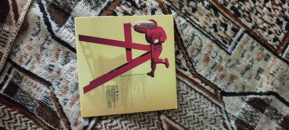 Продам CD Диск Альбома Billie Eilish dont smile at me (2017)