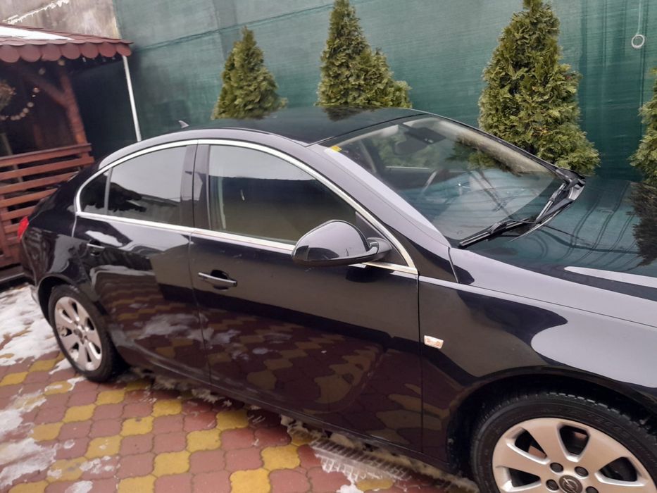 Masina este in stare foarte buna nu fac schimb !!