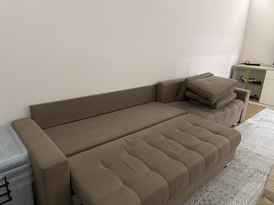 Диван коричневый 3,5 метра