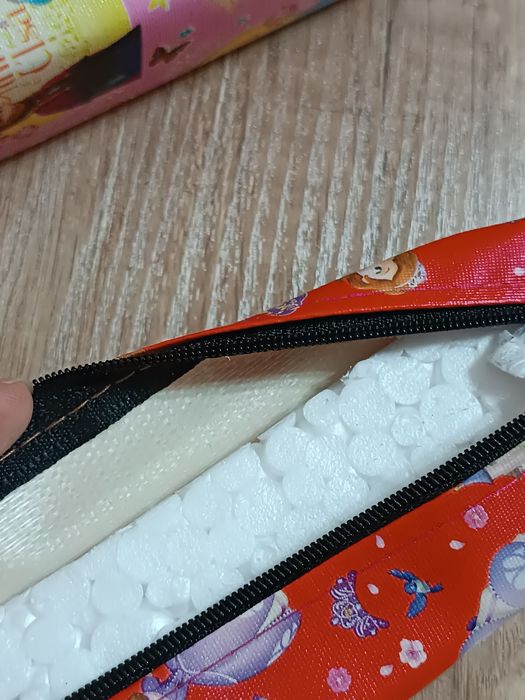 Продам пеналы для ручек и карандашей