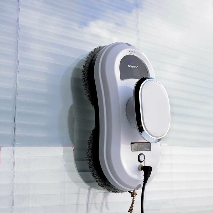 Робот мойщик окон в аренду посуточно