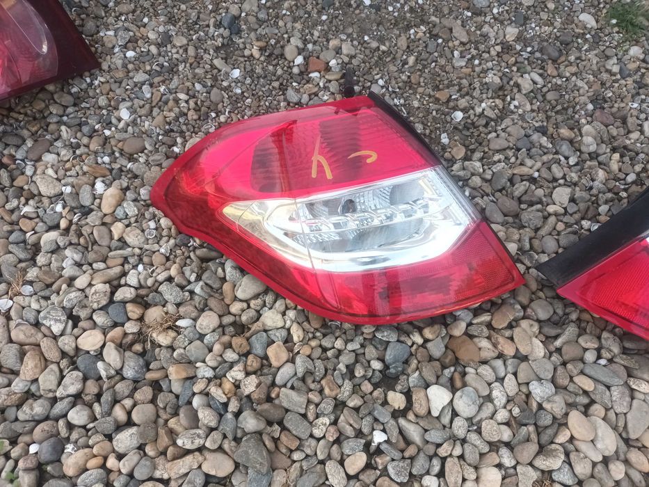 ляв и десен стоп за ситроен ц4 2010 - 2015 CITROEN C4 II