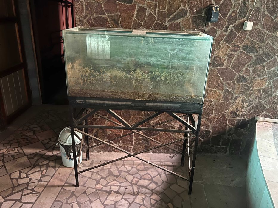 аквариумы  б/у в наличии