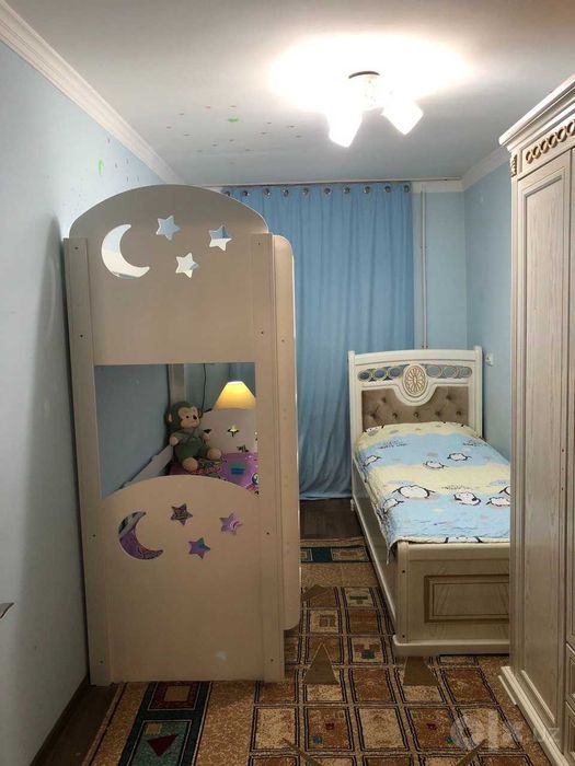 Двухэтажная / двухярустная кровать для детей