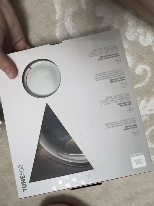 JBL Tune 500 (белые)