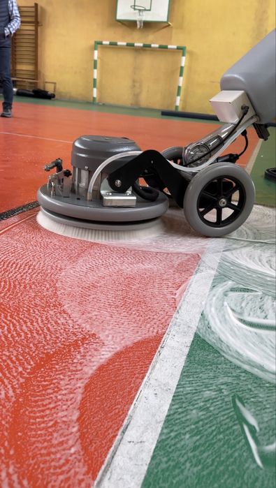 Curățare Canapele, Saltele, Scaune – Rapid și Eficient la Domiciliu!