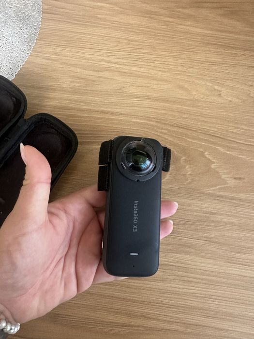 Insta360 X3  Cameră 360° 5.7K + husă protecție – stare bună