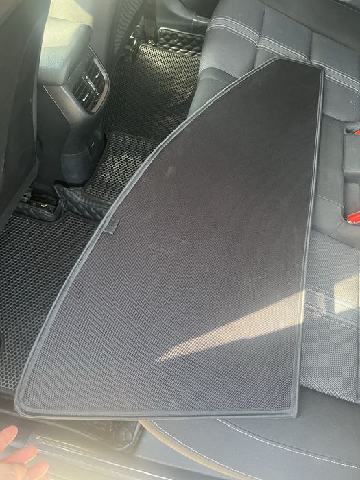 Продам шторки на камри 50-55