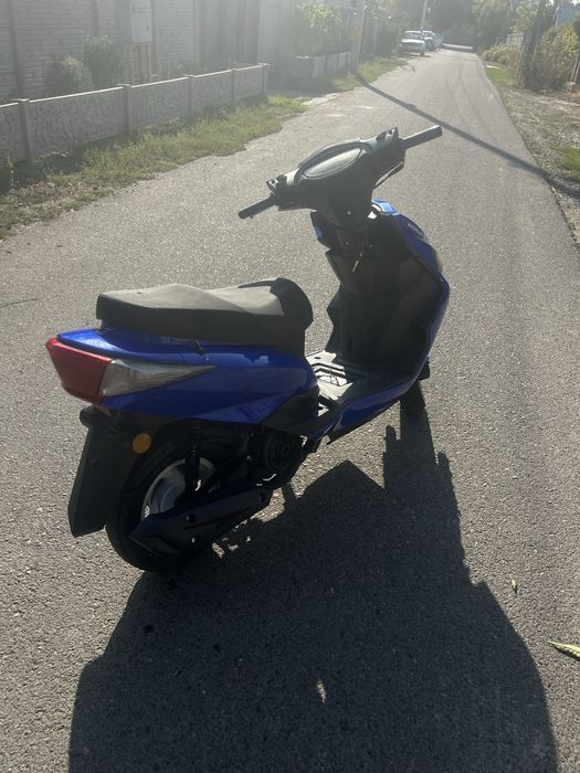 Продам скутер м8