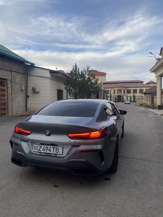 BMW M850i srochni sotiladi