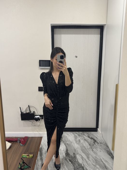 Серебристое платье