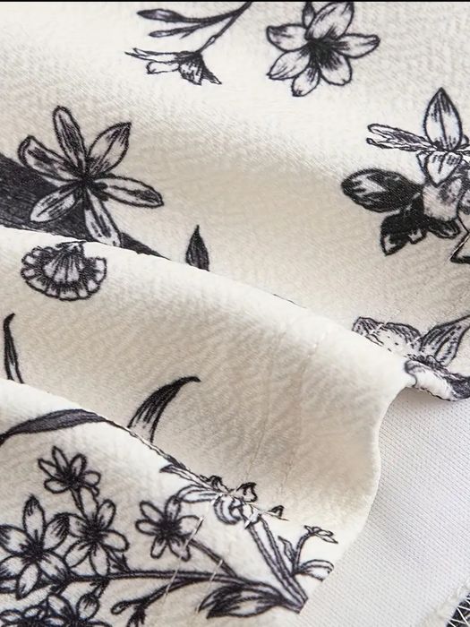 Стильный летний костюм (топ + брюки)