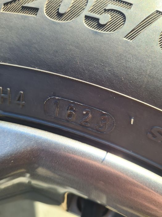 Продам комплект дисков с резиной R16