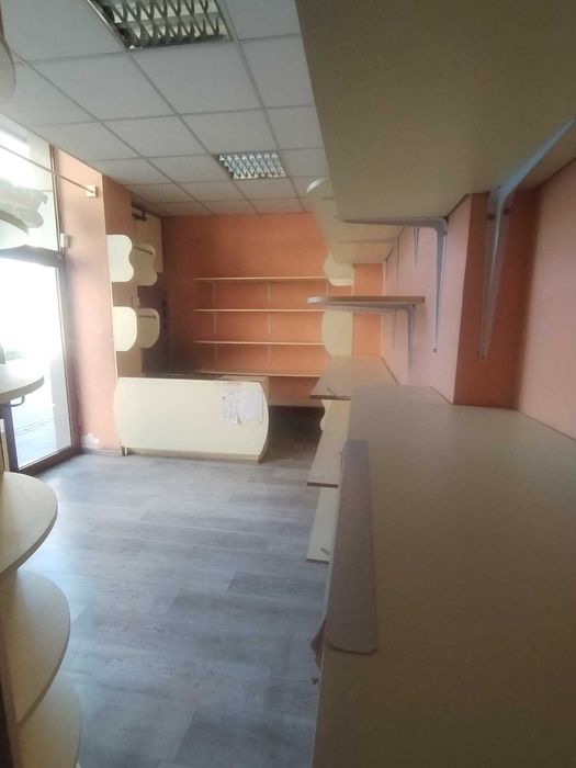 Продава се Магазин в Разград, Център - 20 кв.м за 8000 €/кв.м - Снимка #9