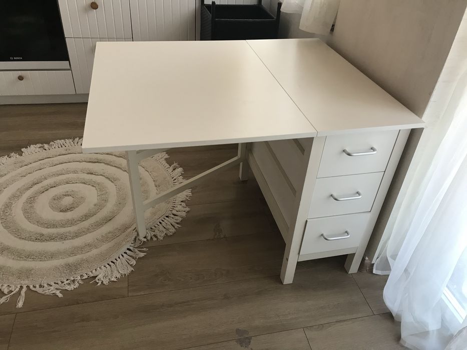 Разтегателна маса